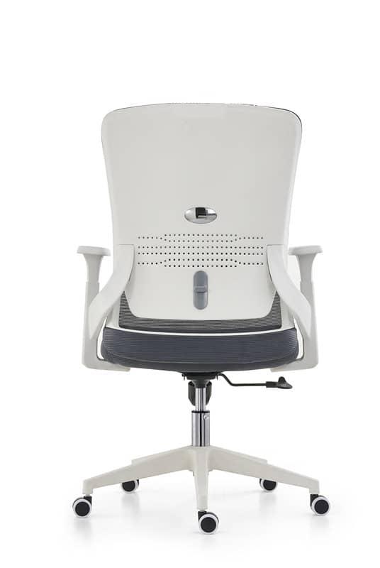 SM3: Mid Back Mesh Chair