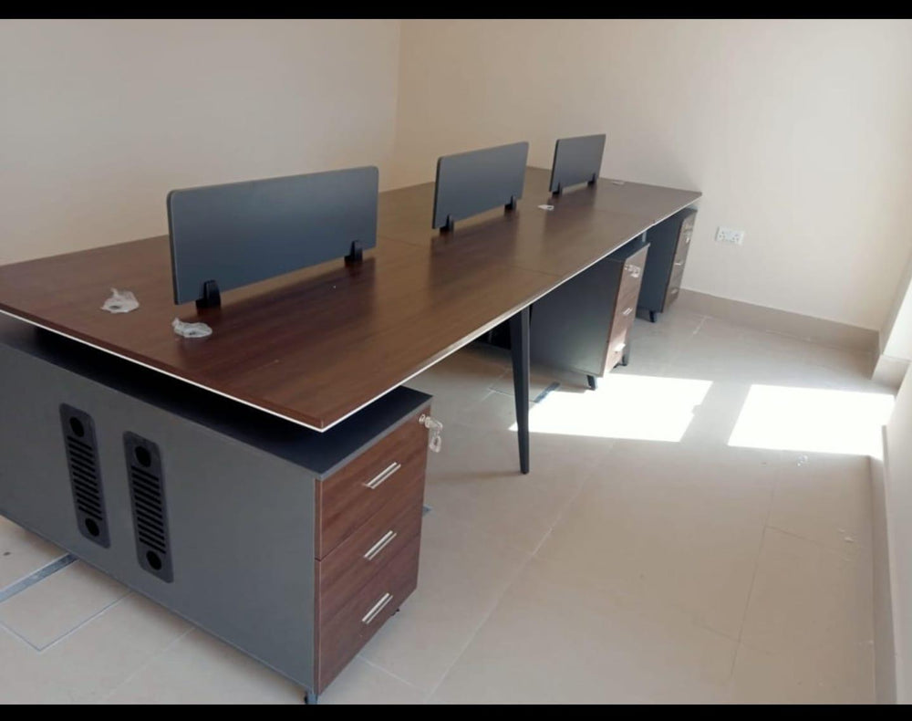 Workstation for 4 persons, Model: 3224 - Classic Furniture Dubai UAE