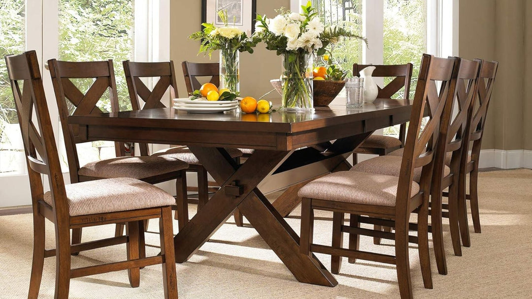 What Material Should Your Dining Table Be Made Of