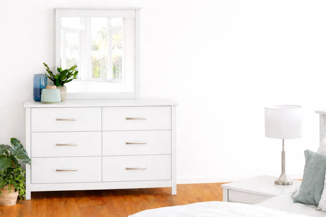 Dresser with Mirror, CD05