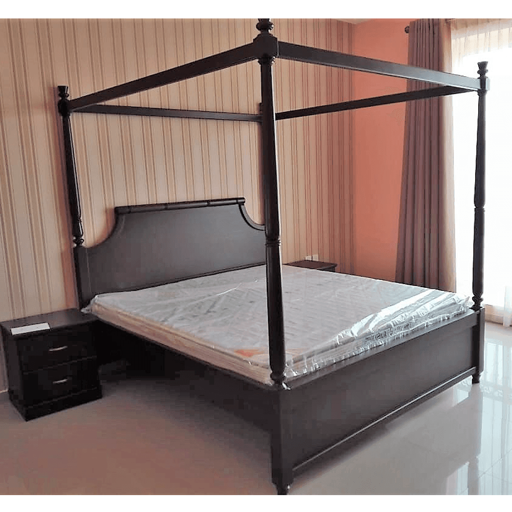 Canopy Bed, Royale - Classic Furniture Dubai UAE