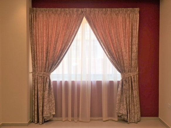 Curtain with American Rail - Classic Furniture Dubai UAE