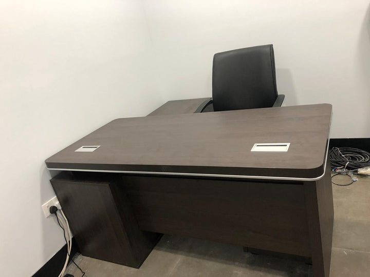 Executive Office Desk, BFT06, Black Oak - Classic Furniture Dubai UAE