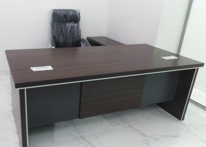 Executive Office Desk, BFT3018 - Classic Furniture Dubai UAE